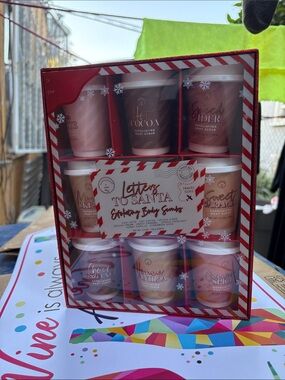 Exfoliating Body Scrub Set - Assorted Pink & Peach Scents